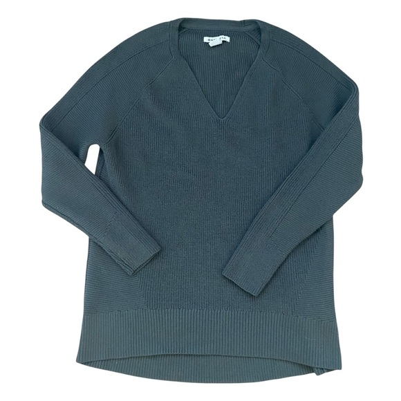 ATHLETA Women’s Hanover Refined VNeck Sweater Size XS Merino Wool Charcoal Grey - Picture 14 of 15